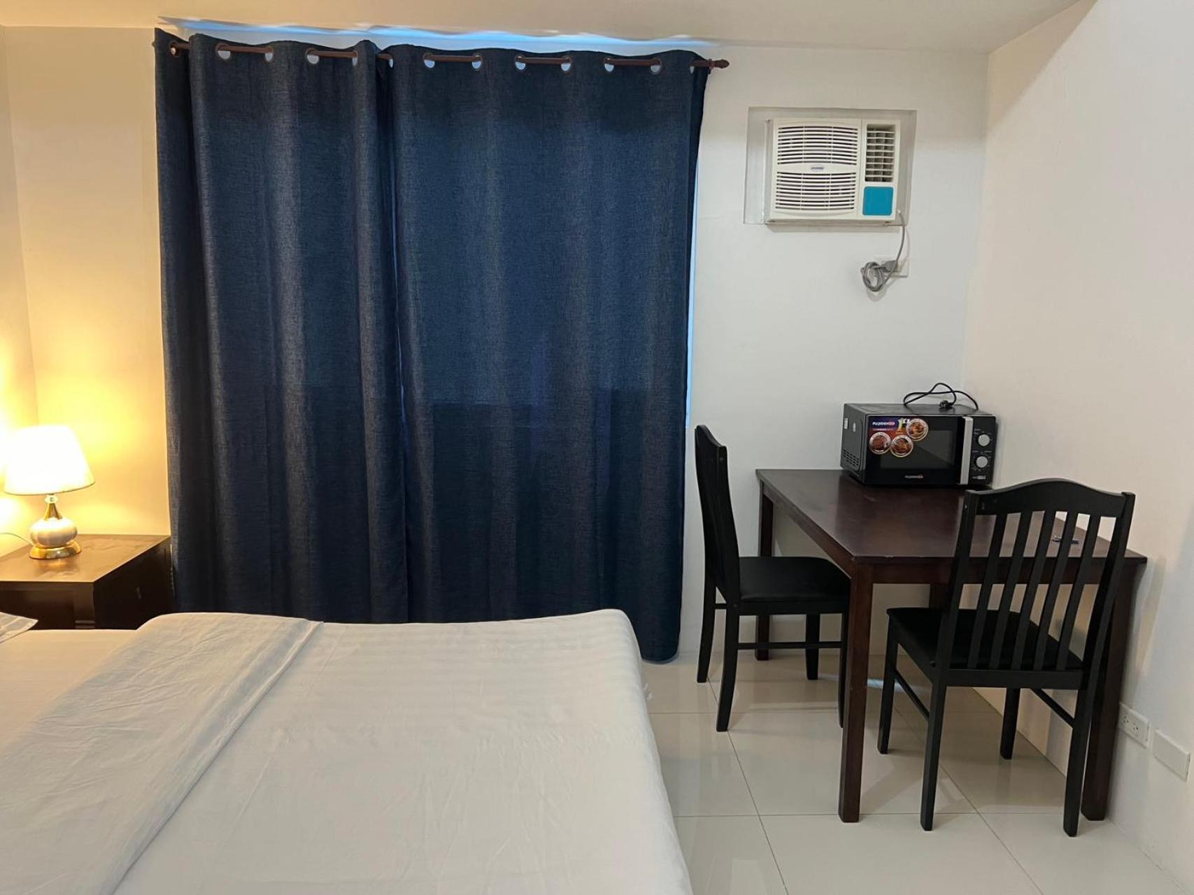 Aparthotel Dreamy Sunset Bay Manila Esterno foto