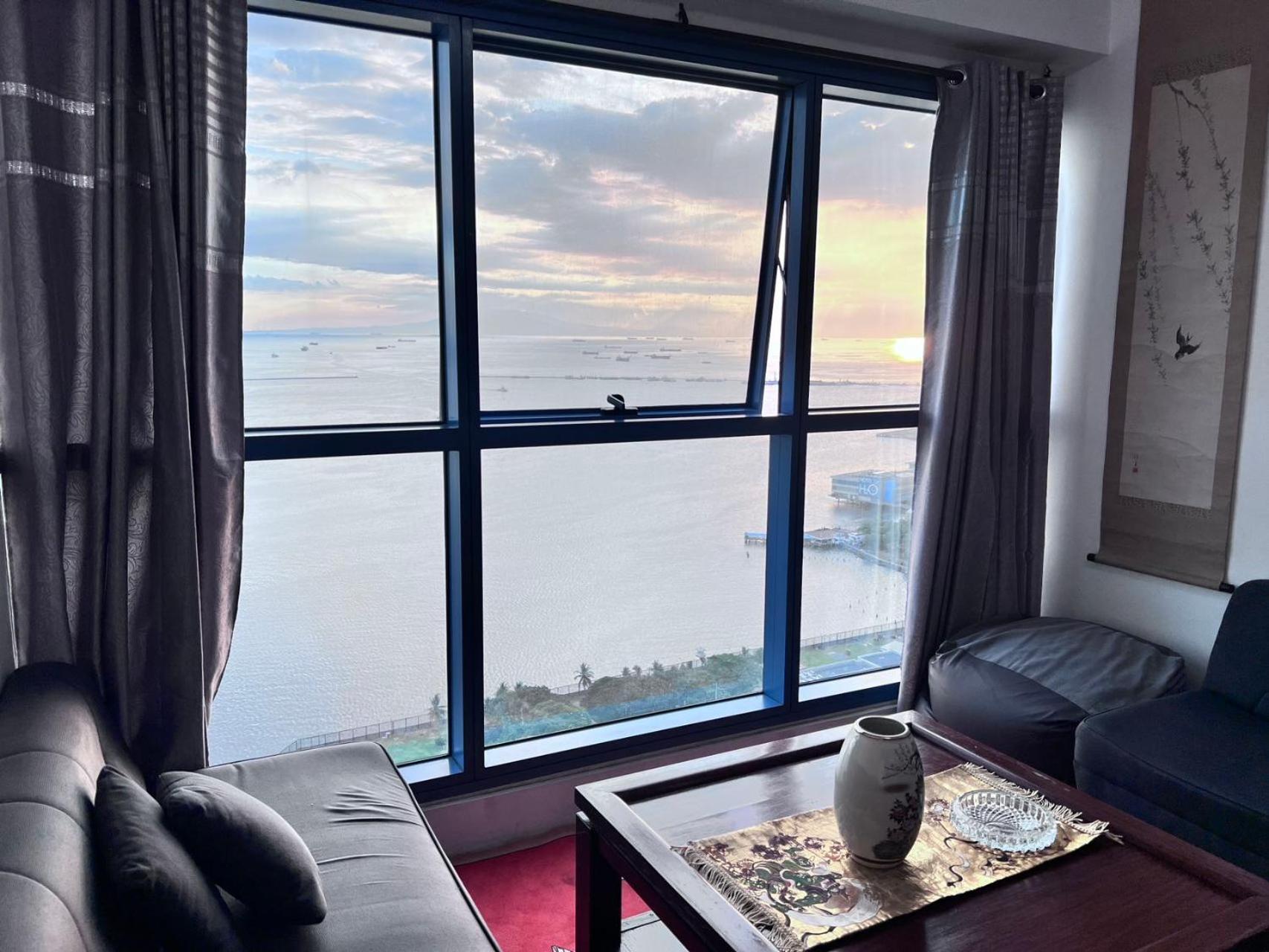 Aparthotel Dreamy Sunset Bay Manila Esterno foto